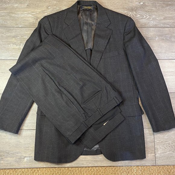 Brooks Brothers 2 Piece Suit 100% Wool 43R 32x31 Black Plaid - Picture 1 of 8
